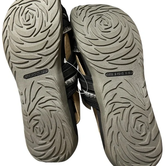 Women’s size 11 Merrell Water Sandals - Picture 7 of 9